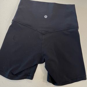 Lululemon align high rise short 6” gently worn